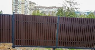 Купить распашные ворота из штакетника Вязники, цена от 2708 руб.