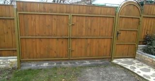 Купить распашные ворота деревянные Вязники, цена от 2708 руб.
